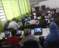 NRE Pitanga incentivando iniciação à programação através do Scratch
