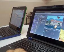 NRE Pitanga incentivando iniciação à programação através do Scratch
