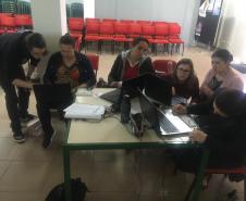 Tecnologia e Inovação na Educação - NRE Pitanga