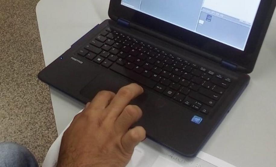 NRE Pitanga incentivando iniciação à programação através do Scratch NRE Pitanga incentivando iniciação à programação através do Scratch