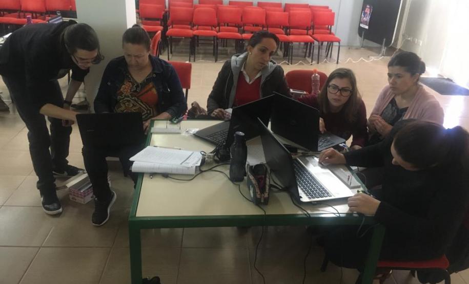 Tecnologia e Inovação na Educação - NRE Pitanga