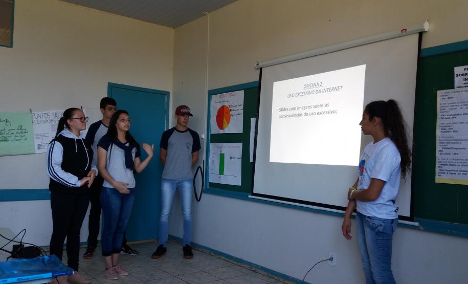 Projeto: Jovens Conectados o uso seguro da Internet