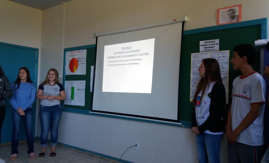 Projeto: Jovens Conectados o uso seguro da Internet