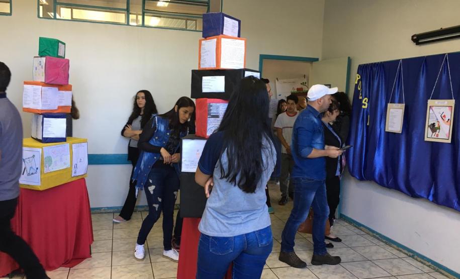 Projeto: Jovens Conectados o uso seguro da Internet