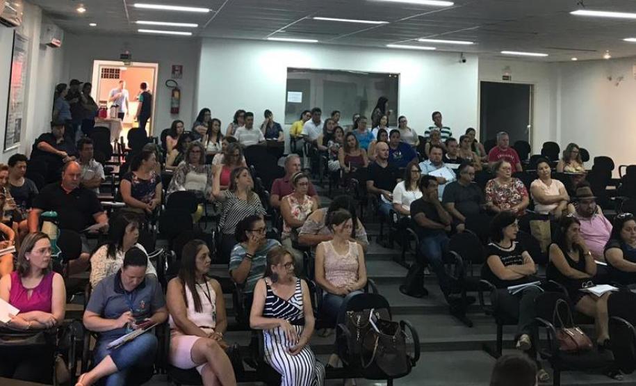 NRE realiza reunião sobre Distribuição de Aulas 2019