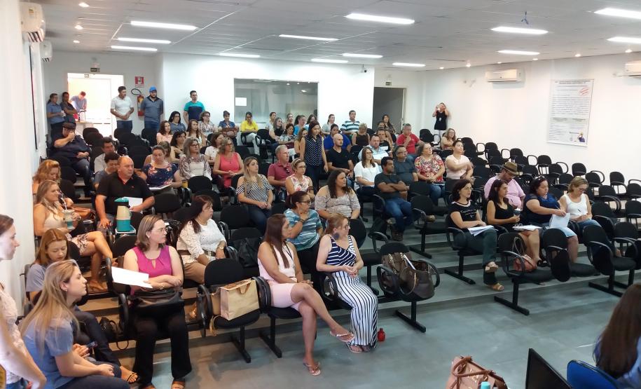 NRE realiza reunião sobre Distribuição de Aulas 2019